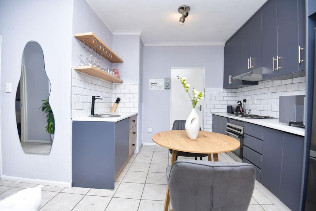 Comfy Hatfield Appartment Преторія Екстер'єр фото